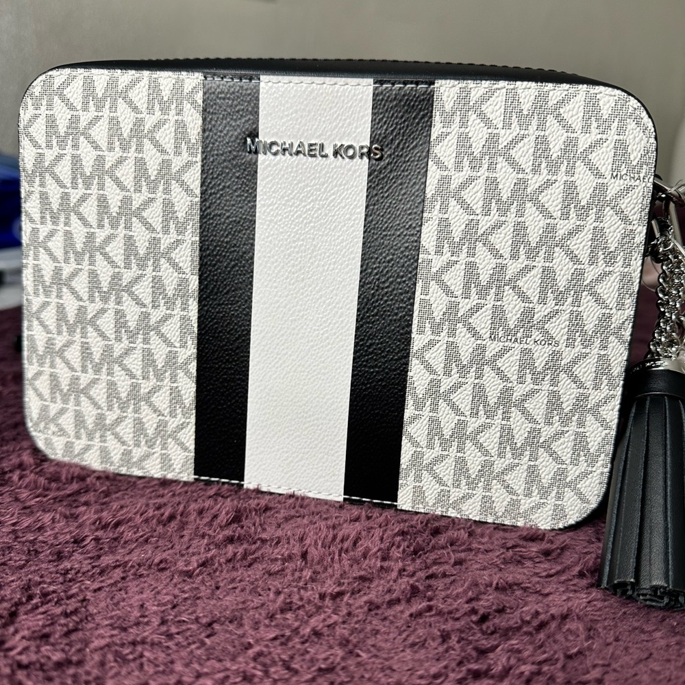 Michael Kors Crossbody Bag
